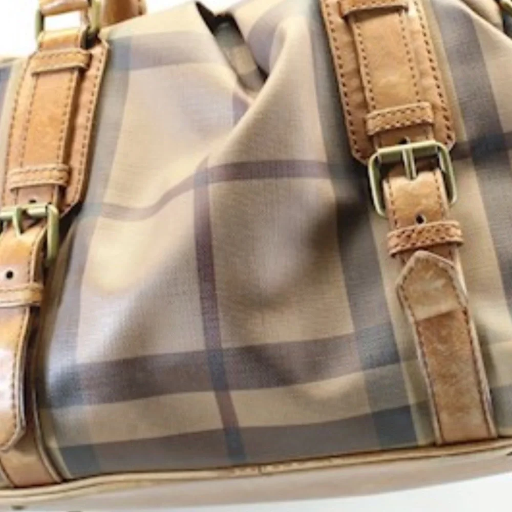 Burberry BEAUTIFUL Northfield Smoked Check Tote! Classic Burberry! Great Size! - Picture 4 of 15